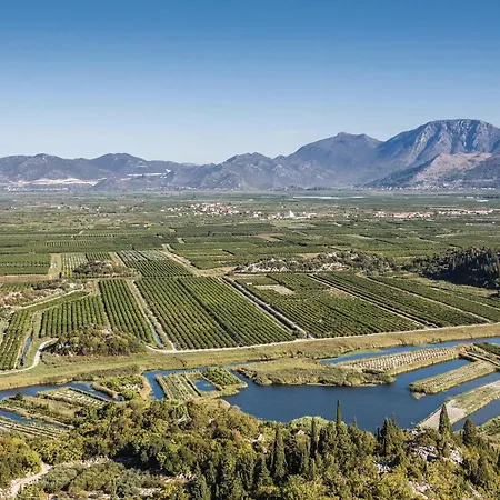 Apartment 1 Bedroom Amazing In Ploce (Dubrovnik-Neretva)