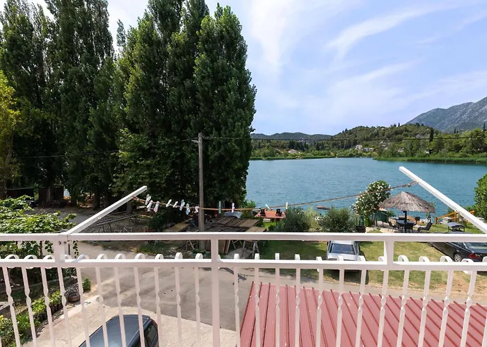 1 Bedroom Amazing In Apartment Ploce (Dubrovnik-Neretva)